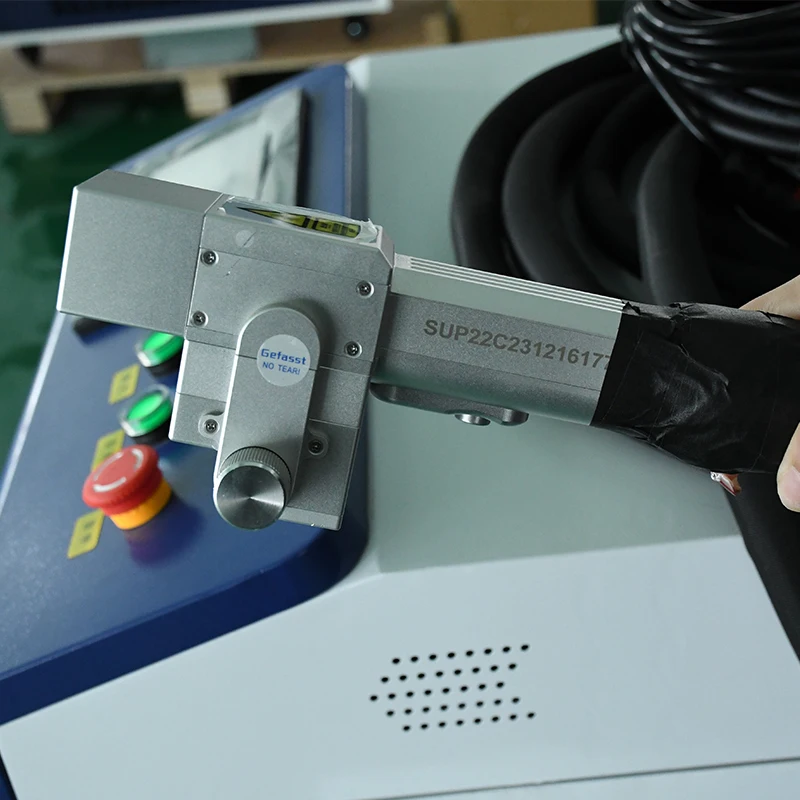 SUP22C Handheld Laser Cleaning - đánh giá và giá Industrial Laser Head